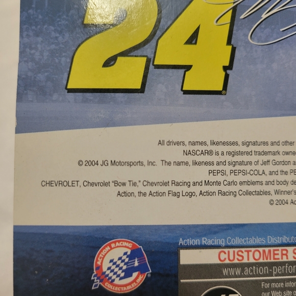 Nascar #24 Jeff Gordon Car - Picture 4 of 4